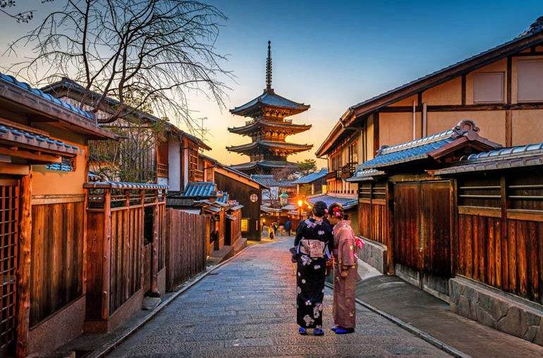 Crucial Do&acirc;s and Don&acirc;ts in Japan: Etiquette to Know Before Your First Trip | The Invisible Tourist