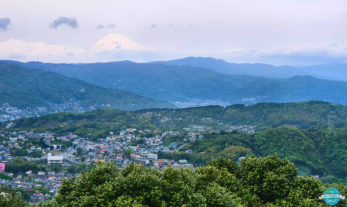 Can you spot Mt Fuji at Komuroyama Park?
