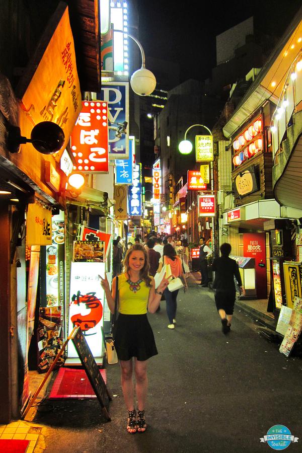 Alyse in the lantern-lit lanes of Dogenzaka, Shibuya, at night on her first trip to Japan in 2014