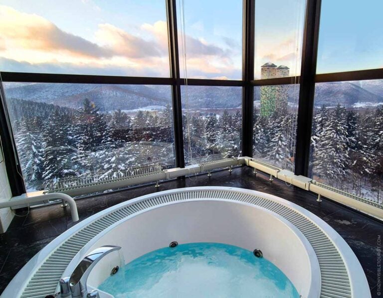 Hoshino Resorts Tomamu Review: Is Risonare Tomamu in Hokkaido worth it for a family ski holiday in Japan? | The Invisible Tourist